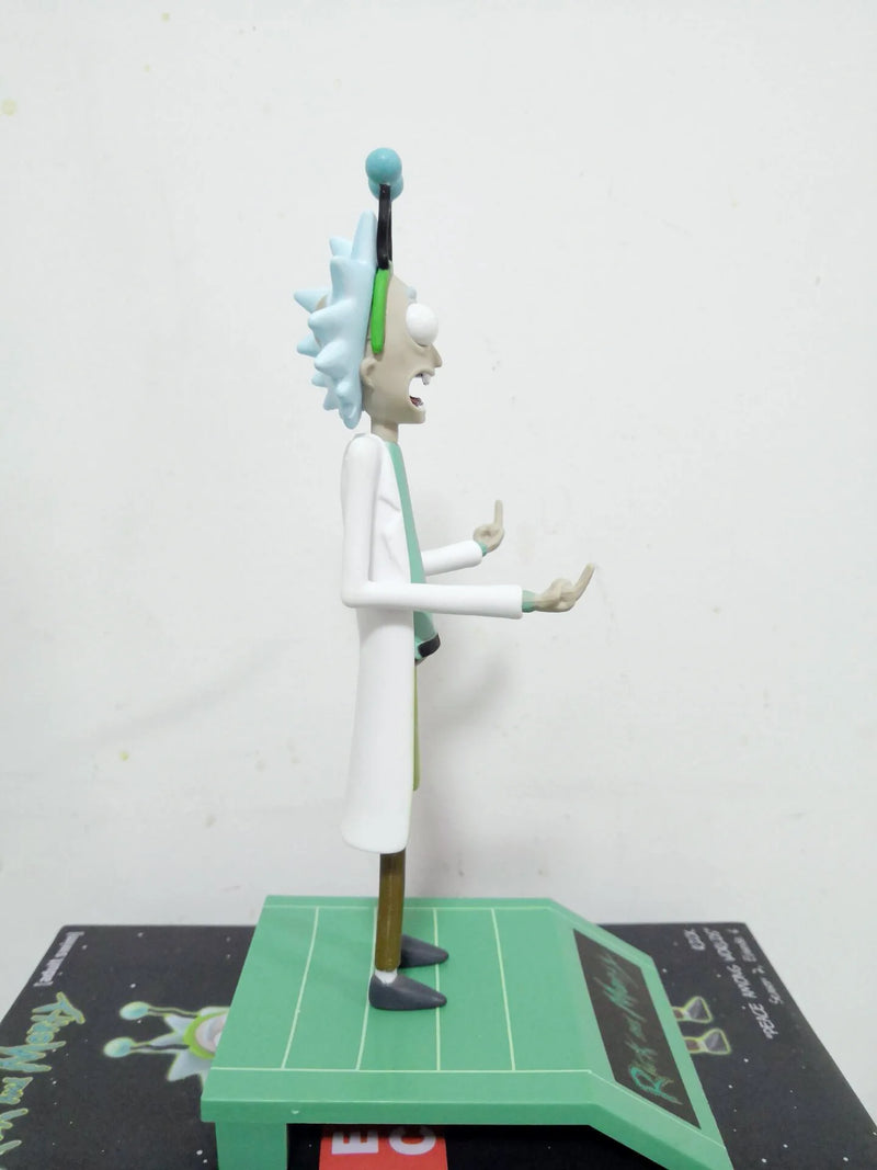 Boneco Rick and Mordy - "Paz Entre os Mundos" Action Figure 16cm